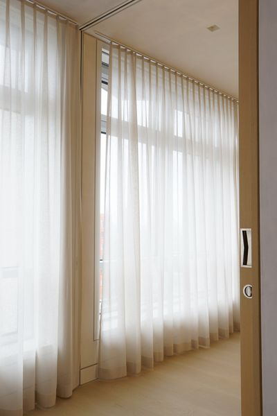 Curtain Systems, SG 6465, Polyflax, Centre Point Residence, London, United Kingdom