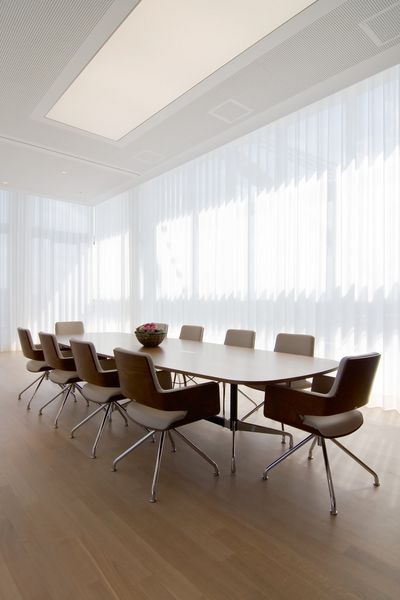Curtain Systems, SG 5600, Colorama 2, room shot ""Office Gehrke econ in the Torhaus", Hannover, Germany, Wave
