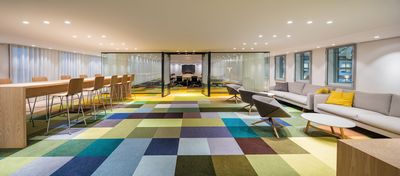 Curtain Systems, SG 5600, Colorama 1, Room shot "De Resident", The Hague, NL, Wave